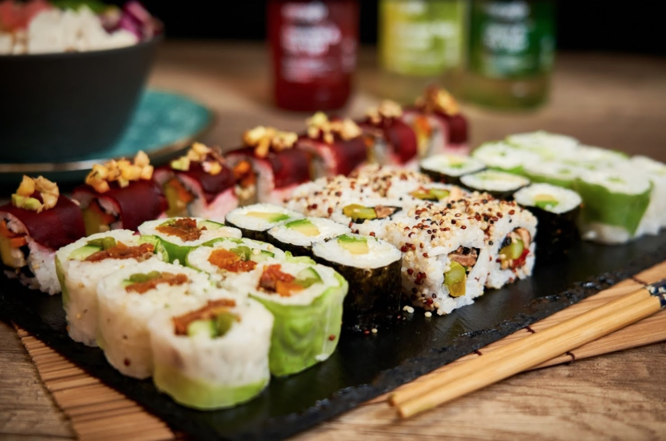 sushi veggie rolls nigiri bowls emporter