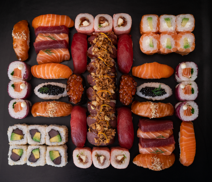 boxe partager sushi rolls sashimi prestige