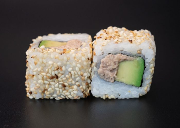 california sushi roll thon cuit emporter