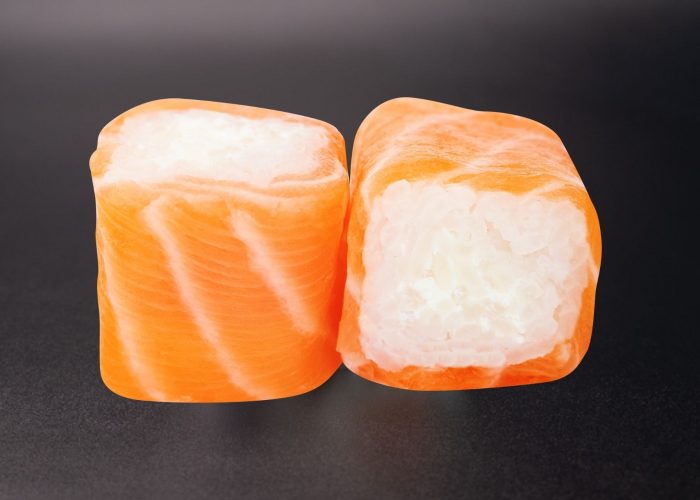 sushi roll saumon fromage maki livraison